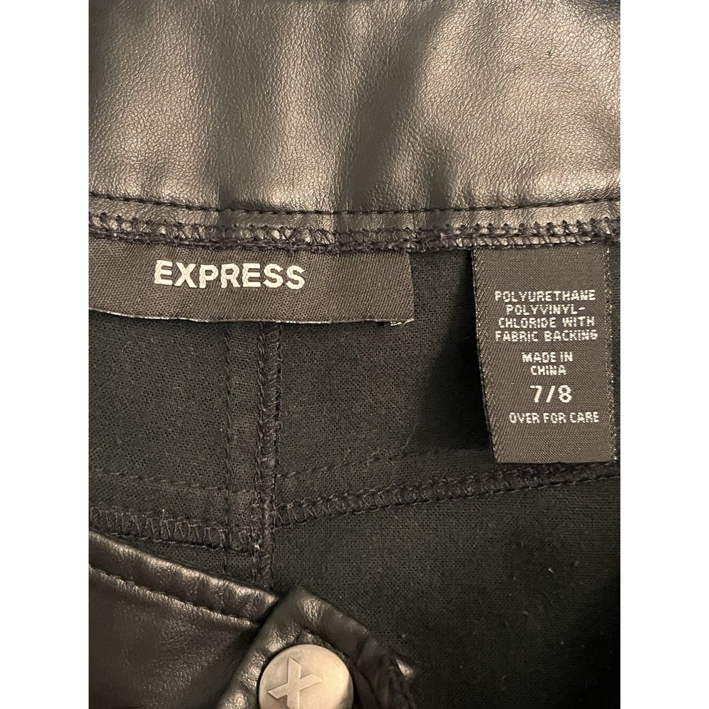 Express Black Faux Leather Mini Skirt Y2K Sz 7  Vegan Grunge Festival Rave - Picture 5 of 5